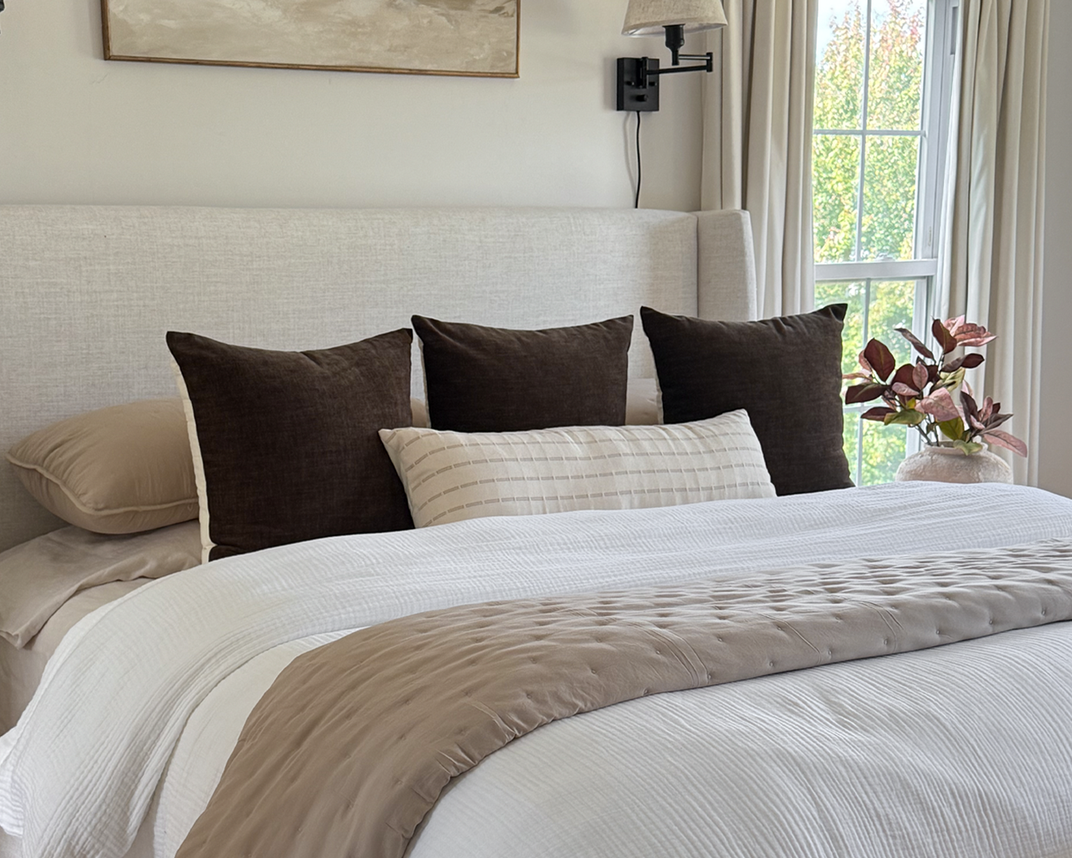 Lumbar Pillow Sizes, Explained: How to Choose the Right Dimensions for Your Bed or Sofa