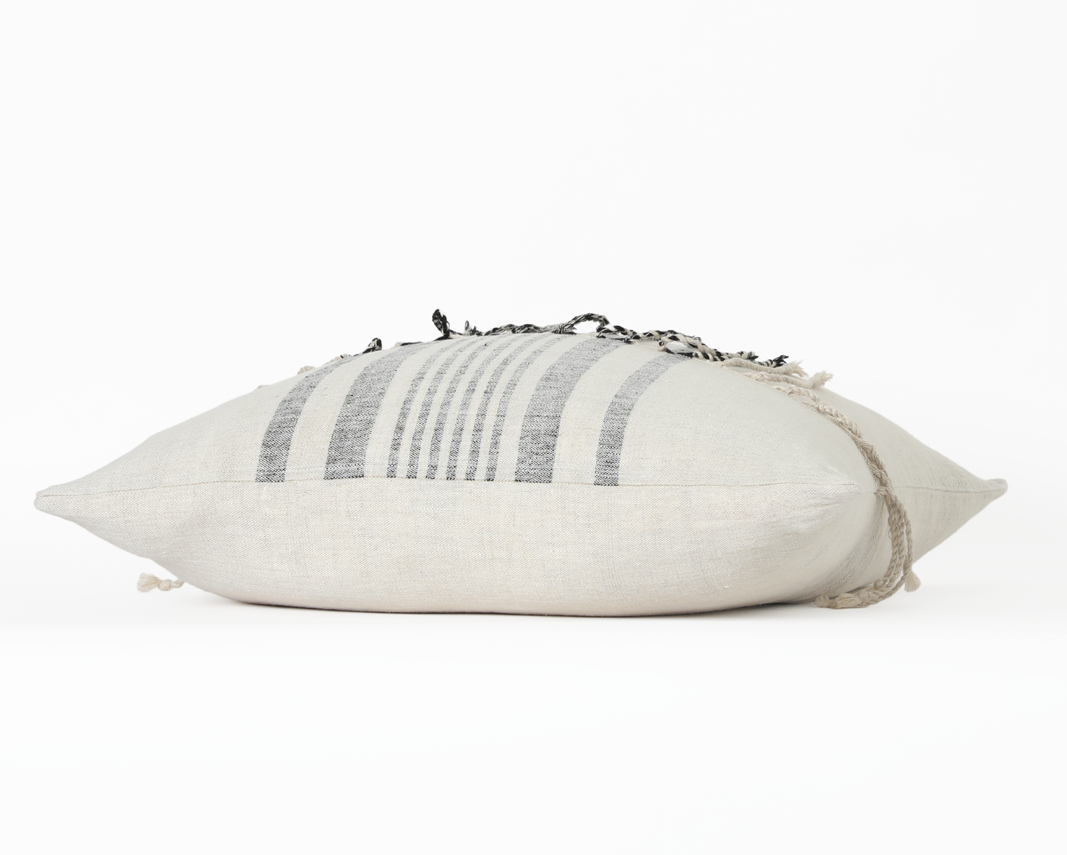 Darien, Linen Fringed Pillow Cover