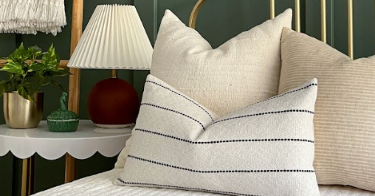 Down vs. Down Alternative Pillows: What Are the Differences?
