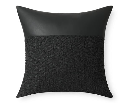 Indi, All Black, Boucle
